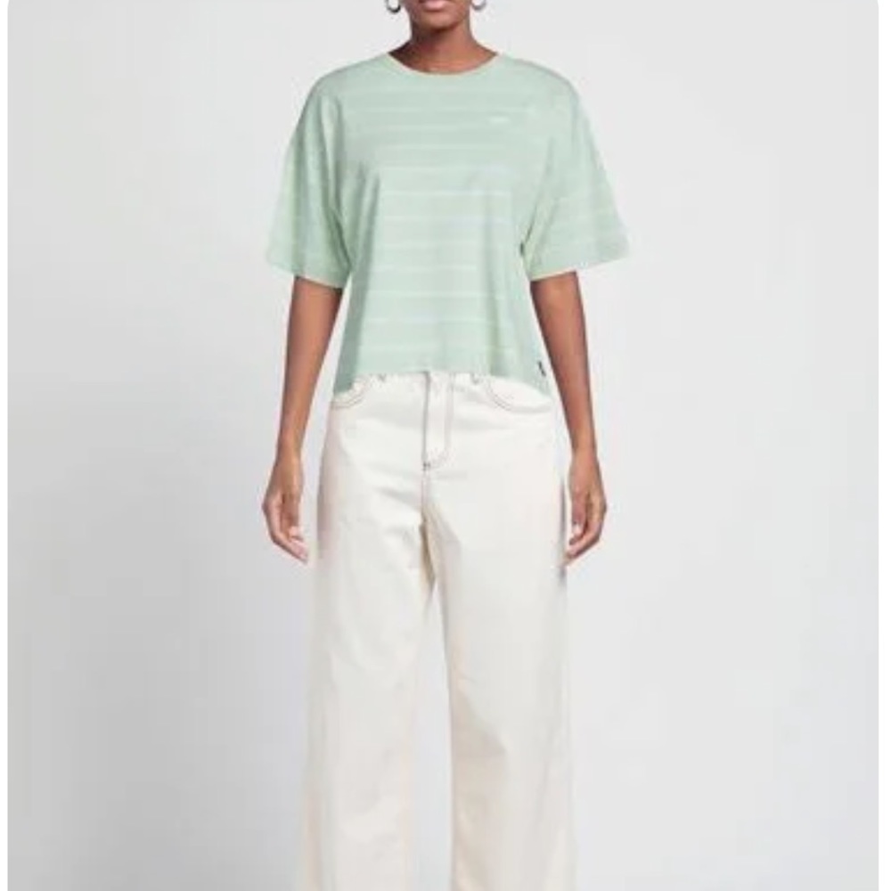 Vans women’s tshirt